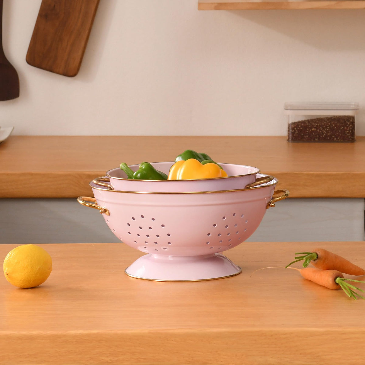 BeFare pink colander rust-resistant metal stays sturdy after washing