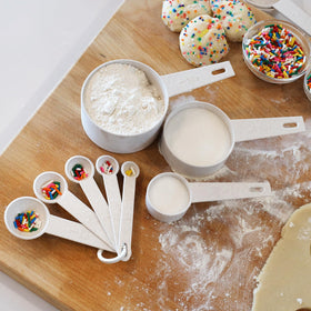 Beille one-third cup measuring cup showcases precise sizing and eco-friendly material