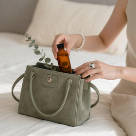 Bekith amber bottle set packaging emphasizing value of 30-pack.