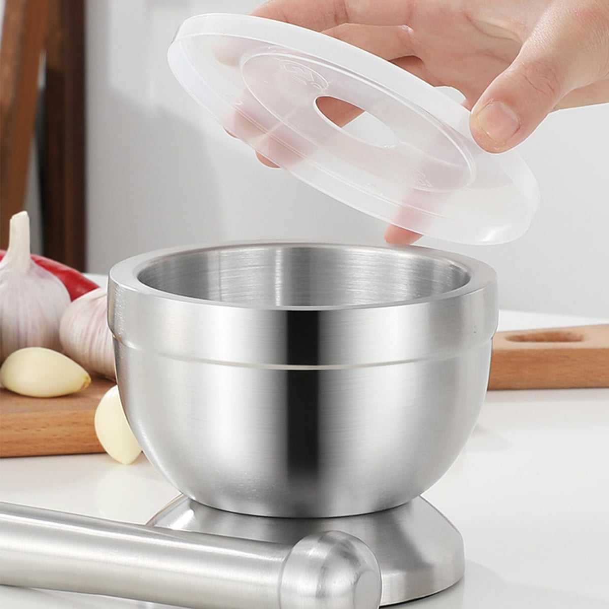 Bekith durable rustproof 18/8 brushed stainless steel construction for long-lasting use.