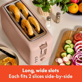 BELLA toaster wide toasting area for artisanal breads and baguettes