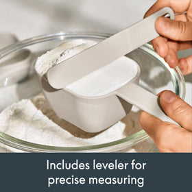 BELLA dishwasher-safe design makes cleanup quick and simple.
