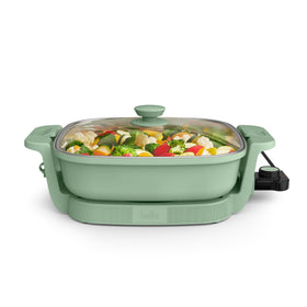 Bella Make & Take electric skillet, top view, 12-inch surface ideal for family-sized meals