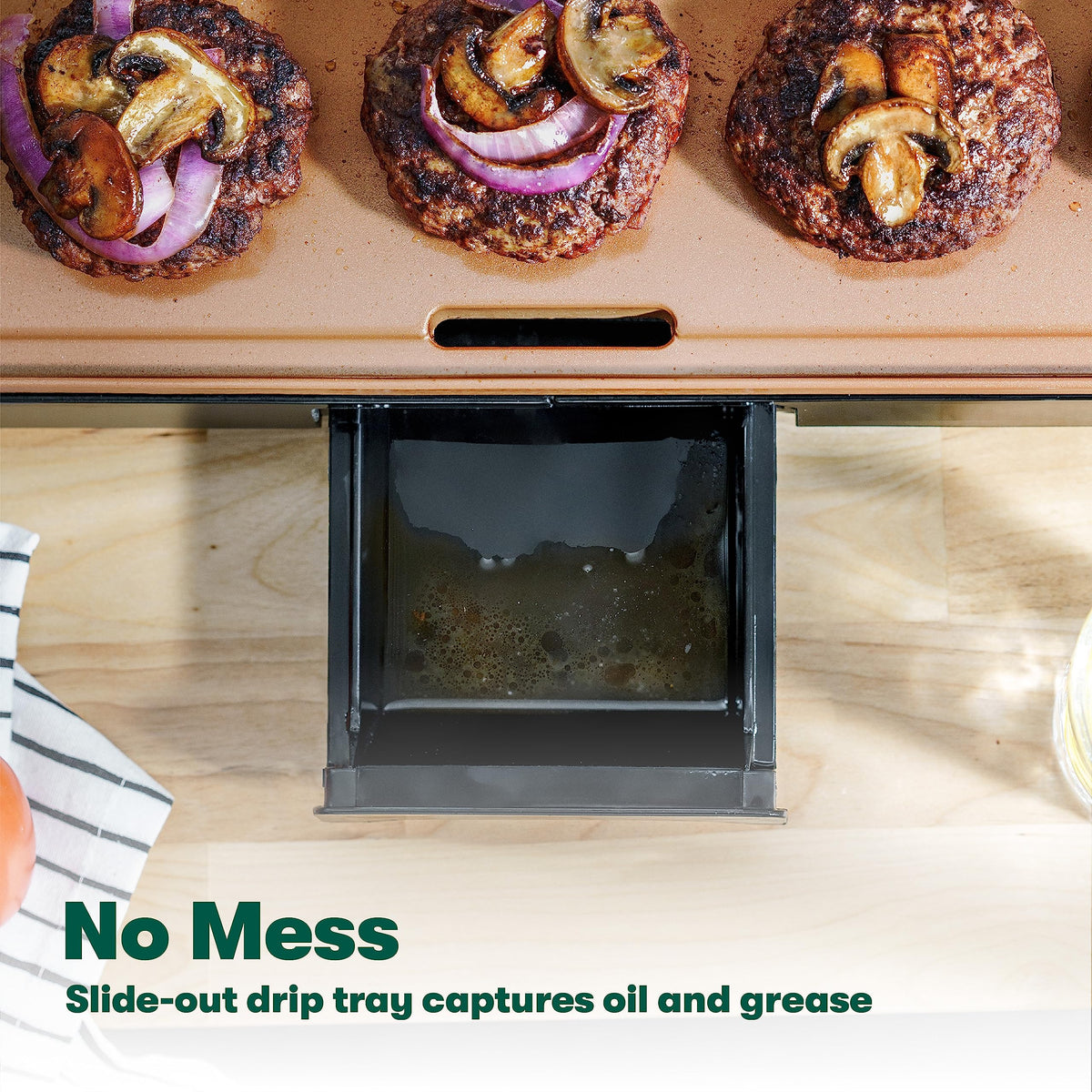 BELLA XL griddle easy clean-up thanks to durable ceramic coating