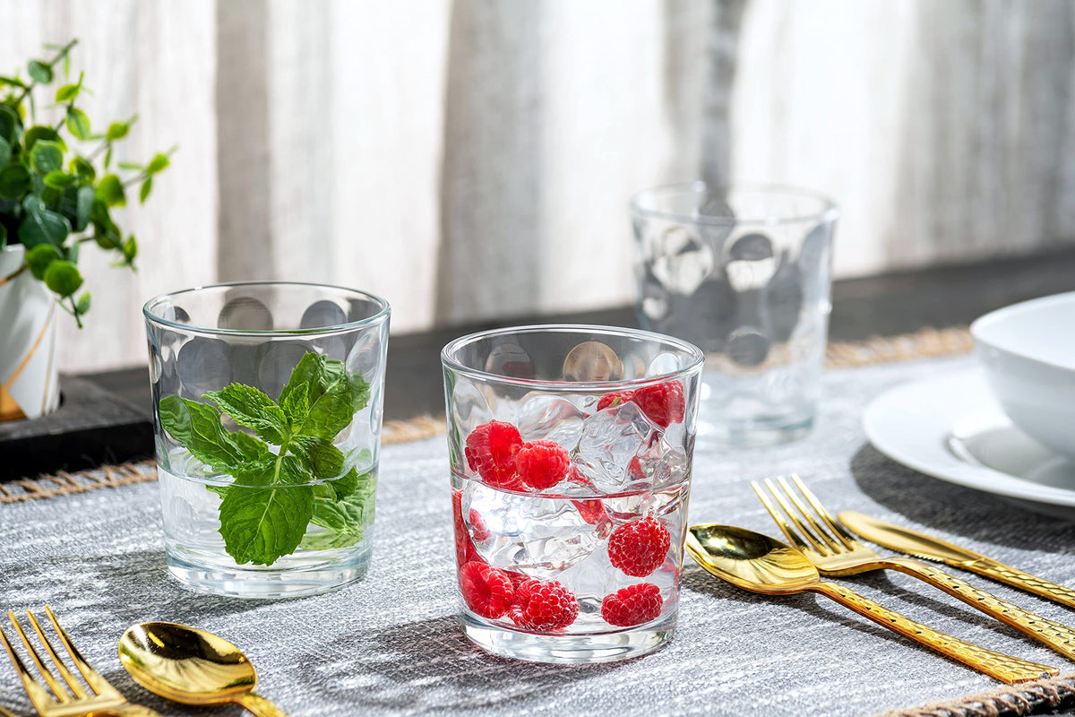 Bella Vino highball 17oz detail rim highlights smooth edge for comfortable grip.