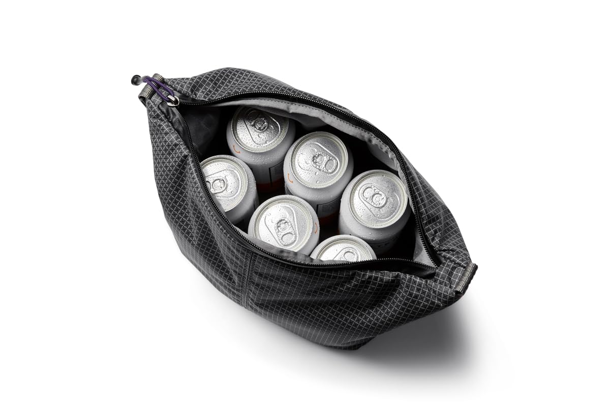 Bellroy Lite Cooler Caddy features seam-sealed lining for leak-free insulation during commutes.