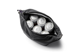 Bellroy Lite Cooler Caddy features seam-sealed lining for leak-free insulation during commutes.