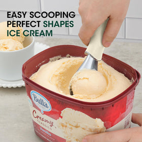 Beneno polished-edge scoop glides through hard ice cream.