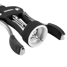 Beneno wine opener close-up cork extraction highlights precise threading.