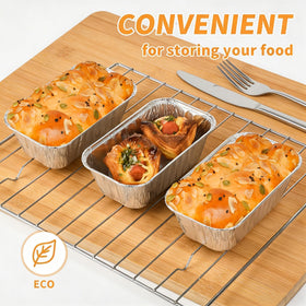 Benestanti disposable loaf pans offer quick cleanup after baking.