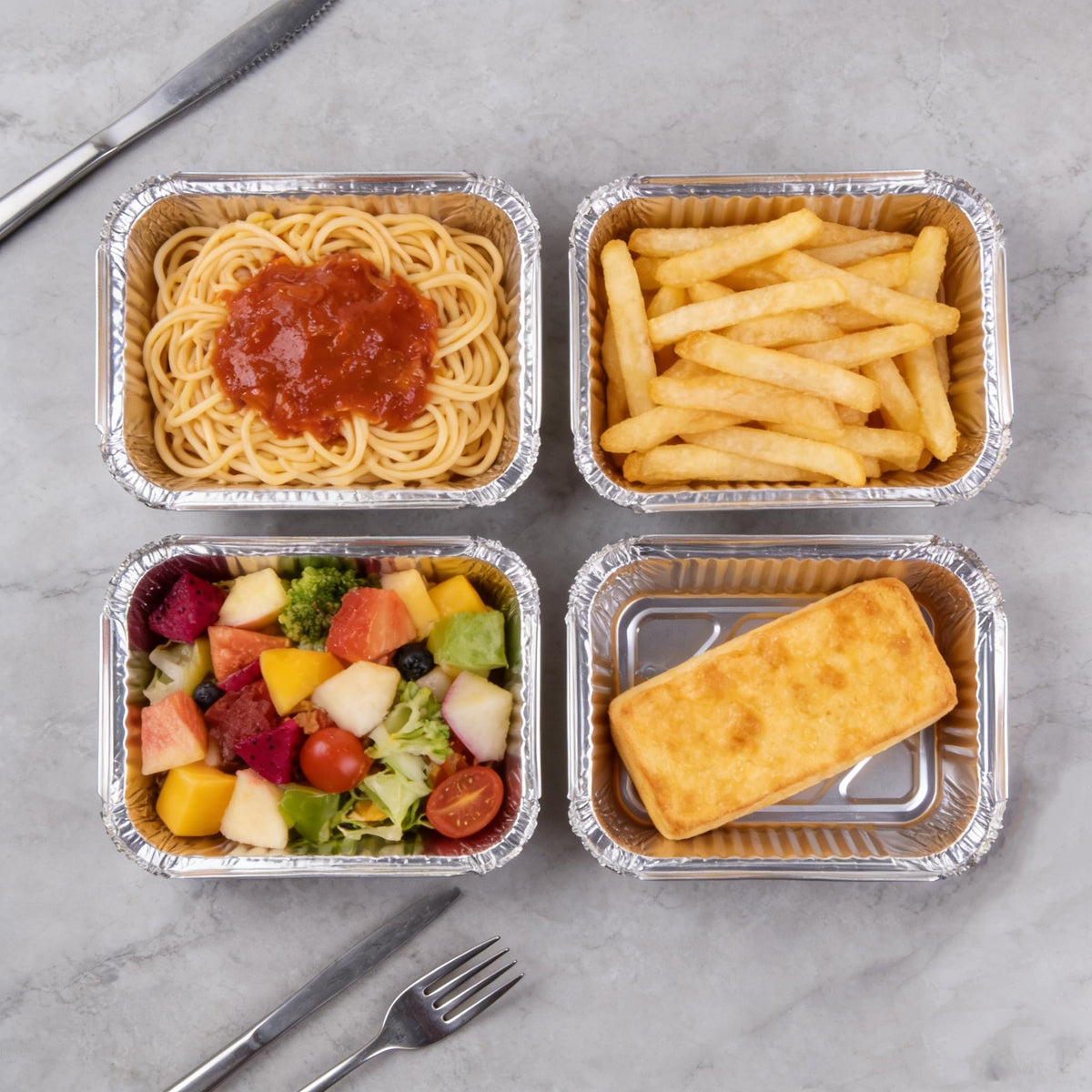 Benestanti oven-safe foil pans suitable for baking and roasting.