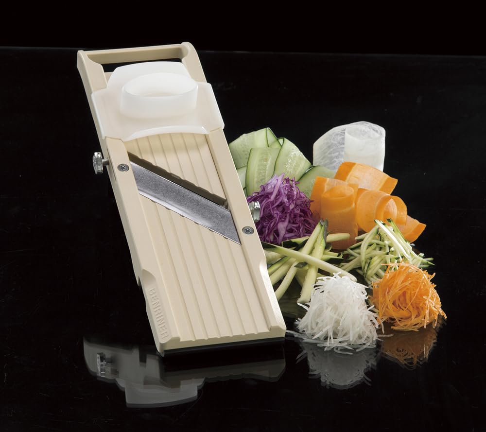 Benriner beige non-slip base keeps the slicer stable.