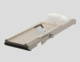 Benriner No. 64 thickness dial ensures consistent thickness.