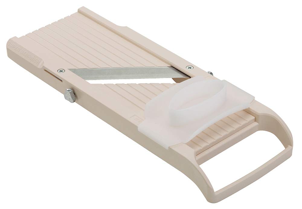 Benriner madoline slicer front view showing compact design for precise cuts