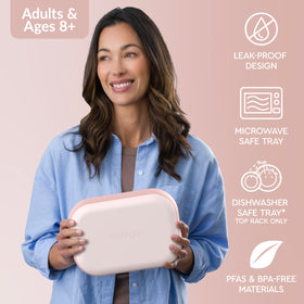 Bentgo Chill Max leak-proof clip prevents leaks during transport.