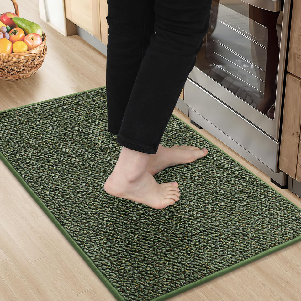 BEQHAUSE kitchen rug front view in green highlighting absorbent surface