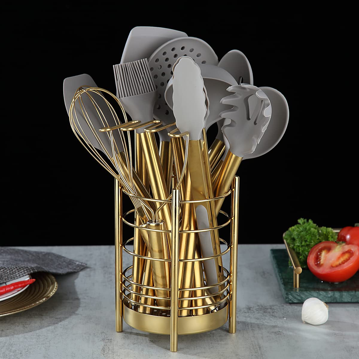 Berglander Gold Pasta Server ready for perfect pasta dinners.