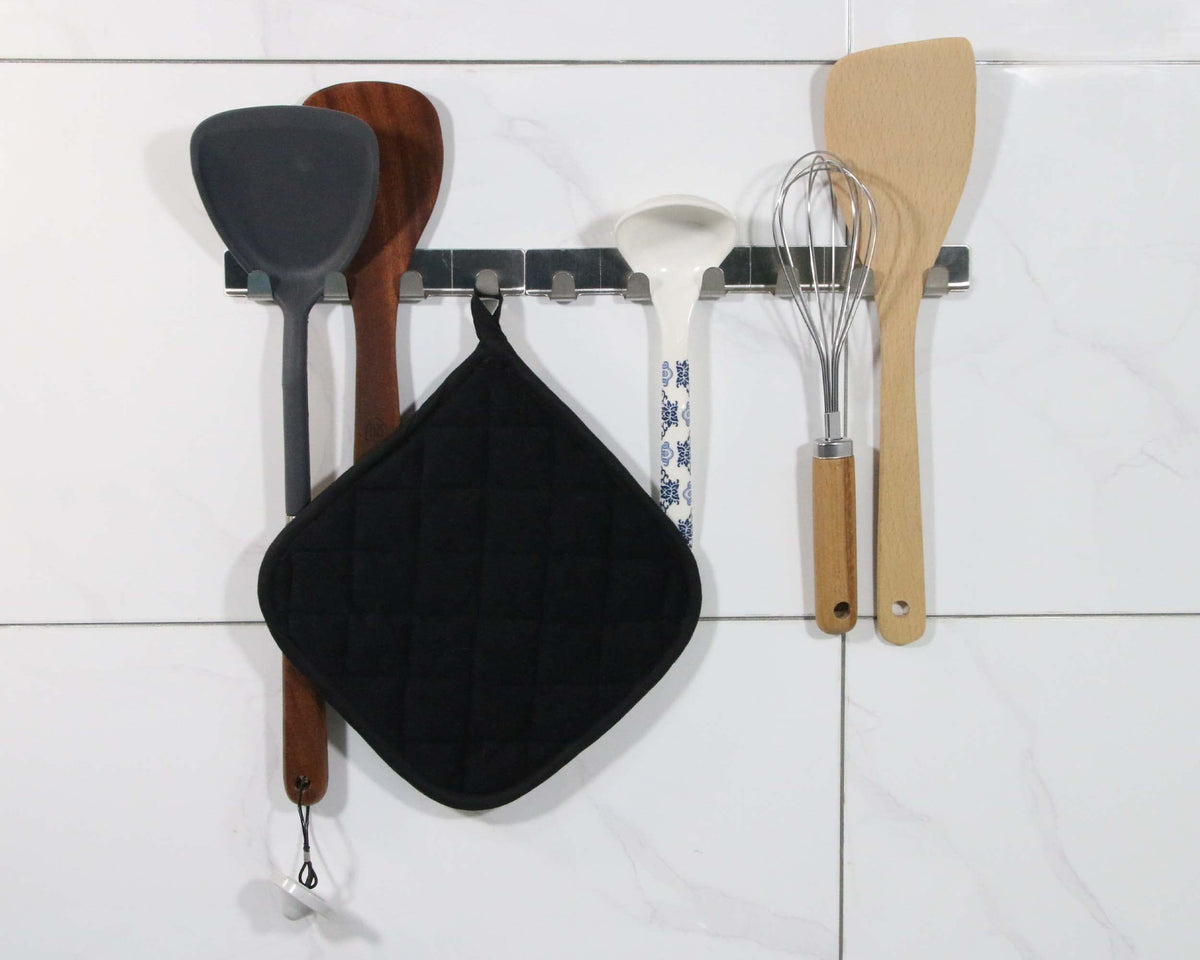 Bestjoy pot holder used as a trivet to protect countertops