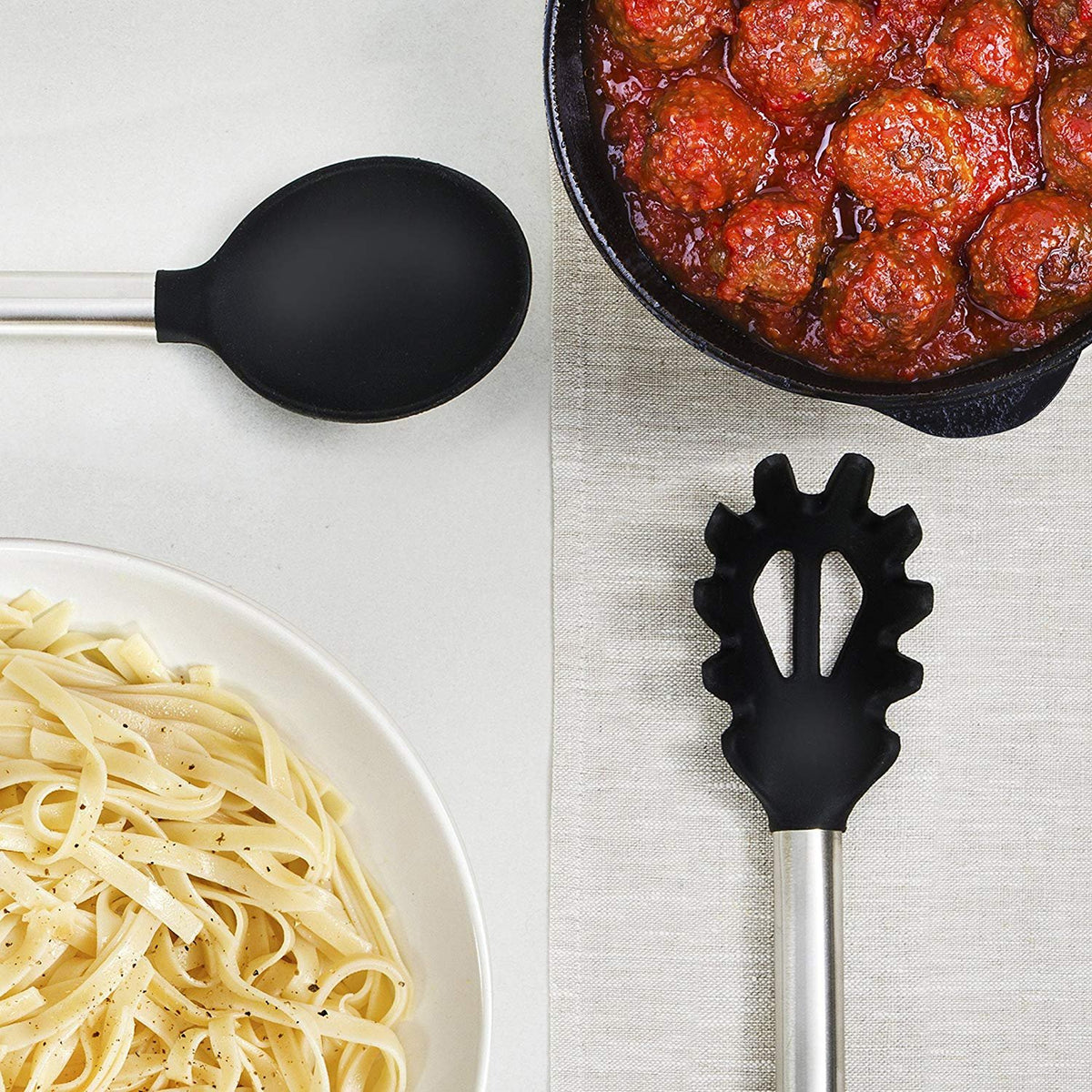 BESTZMWK dishwasher-safe utensils enable quick cleaning after busy cooking sessions