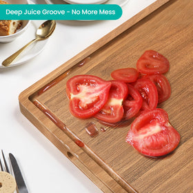 BETOLEAN edge-grain construction for lasting kitchen use