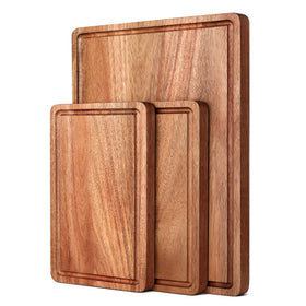 BETOLEAN acacia wood cutting board with juice groove for mess-free prep