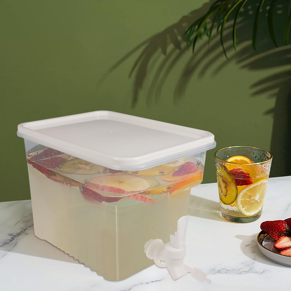 BEWBBAT easy-clean design with wide top for quick refills.