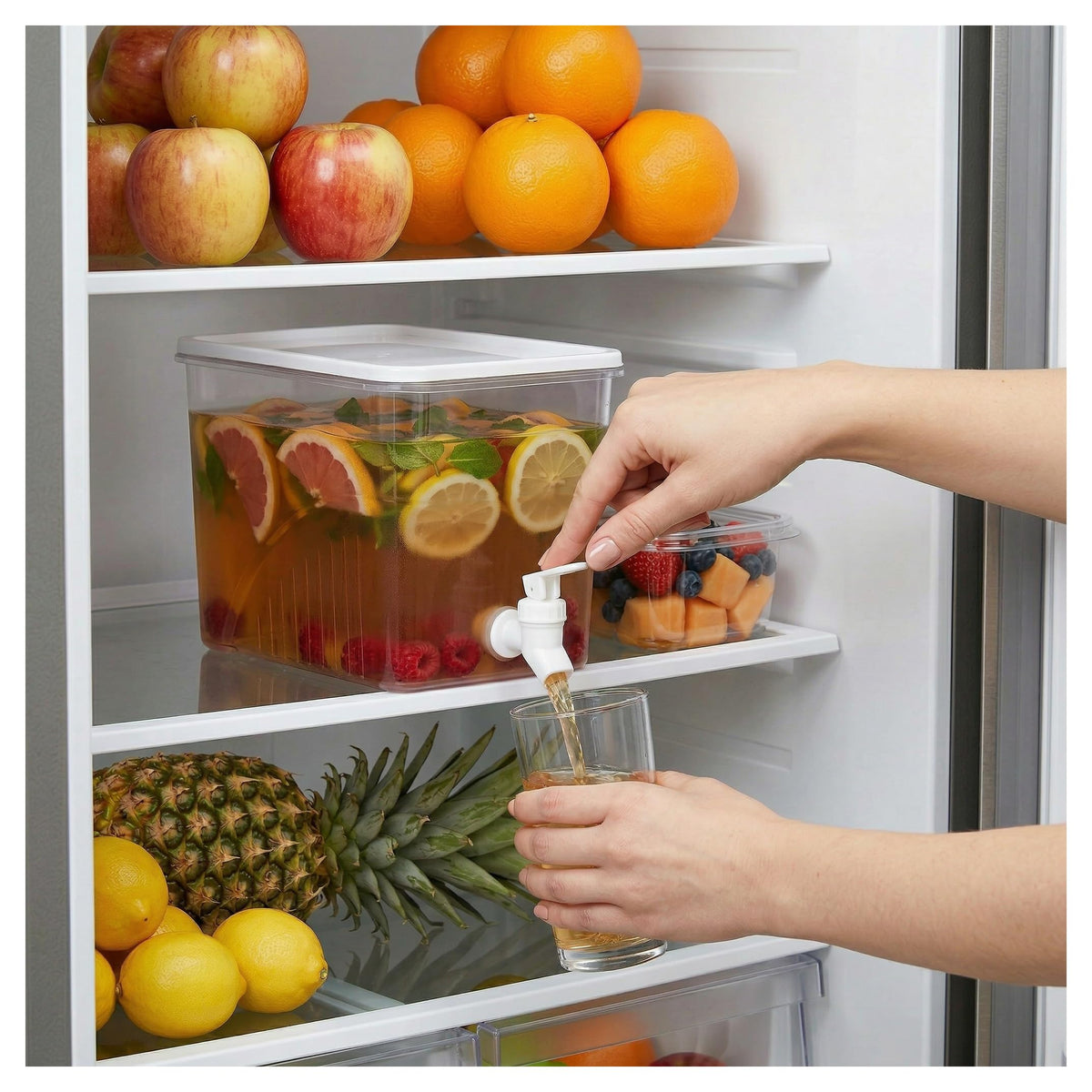 BEWBBAT wide-opening design simplifies fruit slices and cleaning.