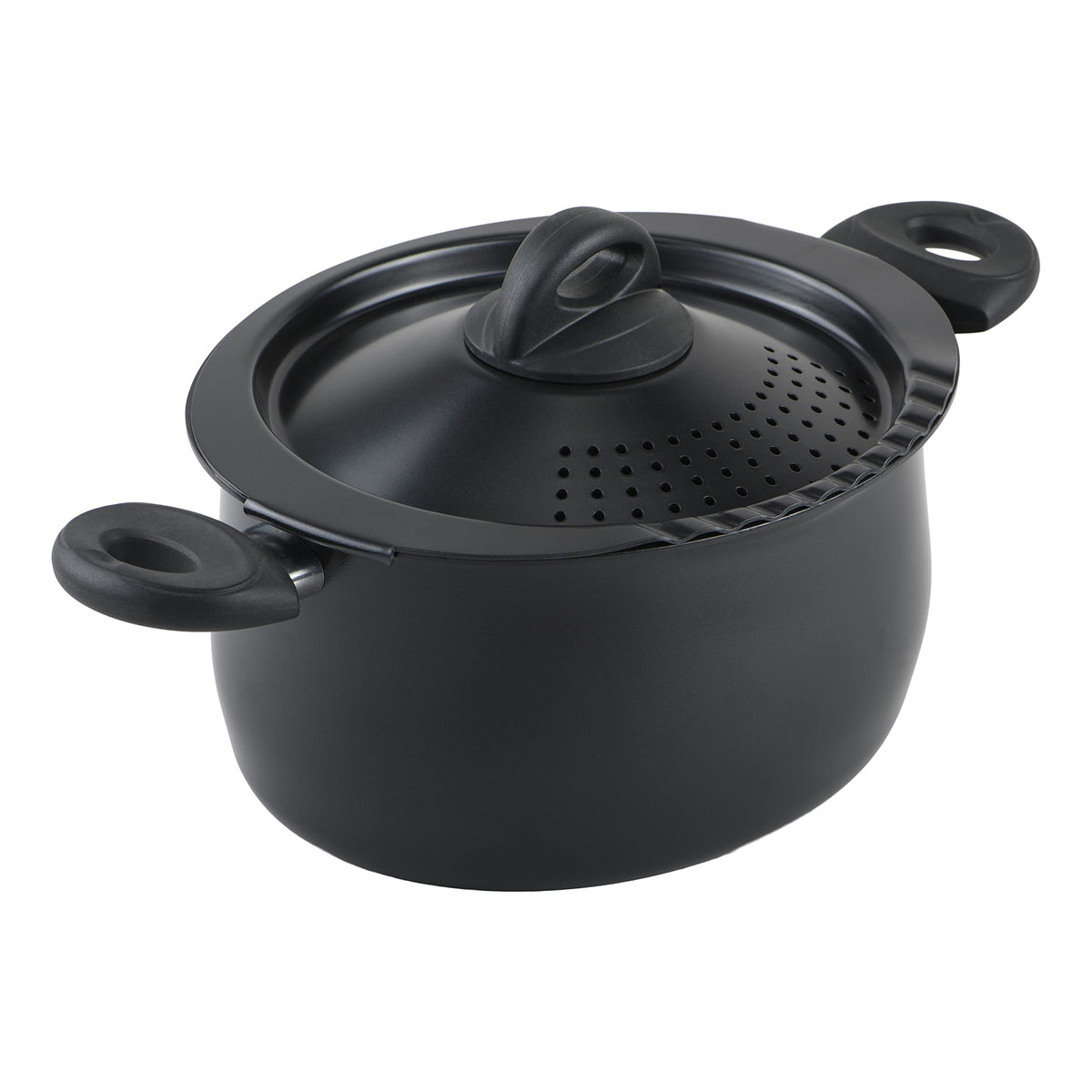 Bialetti 5.5-quart oval pasta pot – nonstick interior enables easy pasta release.