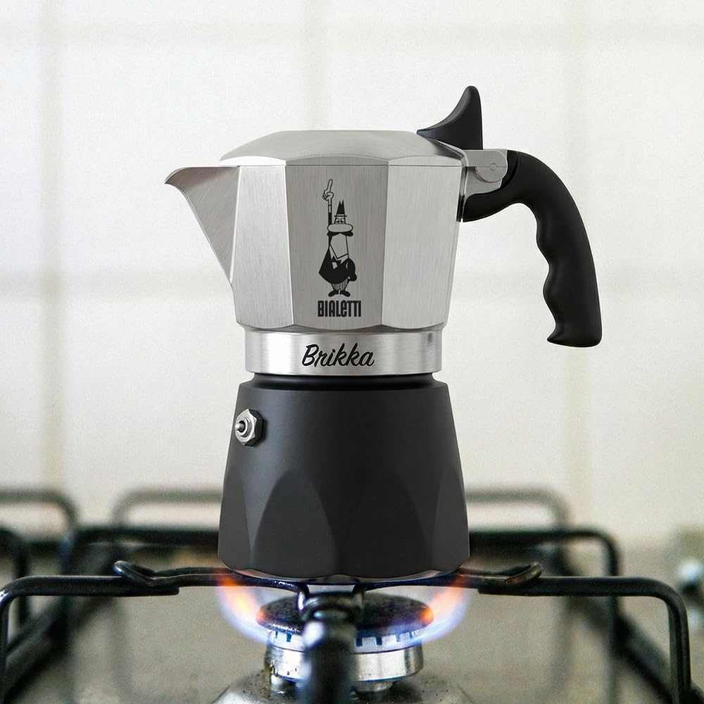 Bialetti Brikka durable-aluminum-body promises longevity and consistent performance.