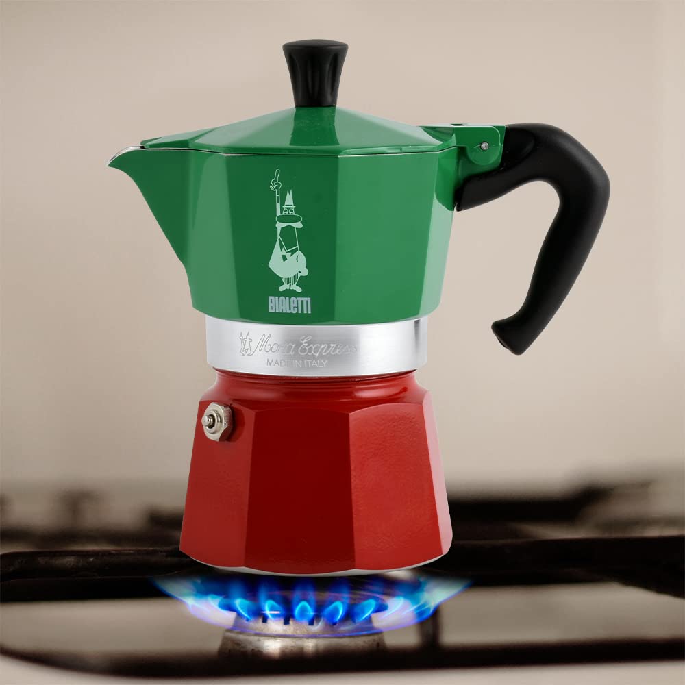 Bialetti Moka Express safety valve emphasizing reliable pressure control.