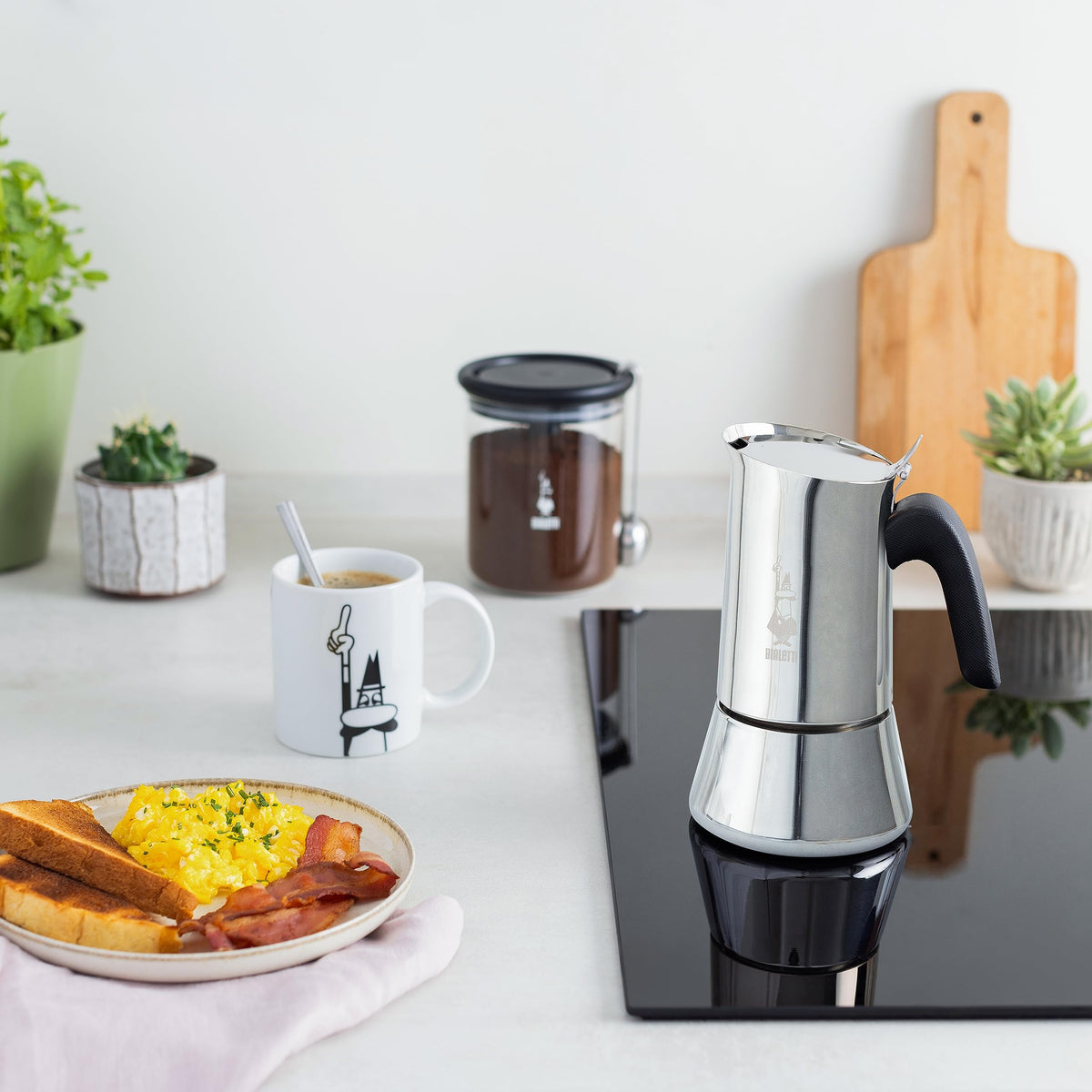 Bialetti Venus gasket and filter ensure consistent flavor and performance