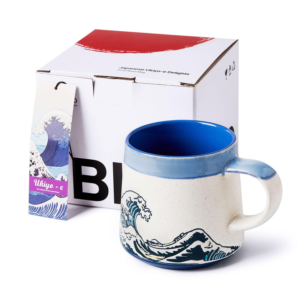 BICETTO Great Wave mug front view for daily coffee rituals.