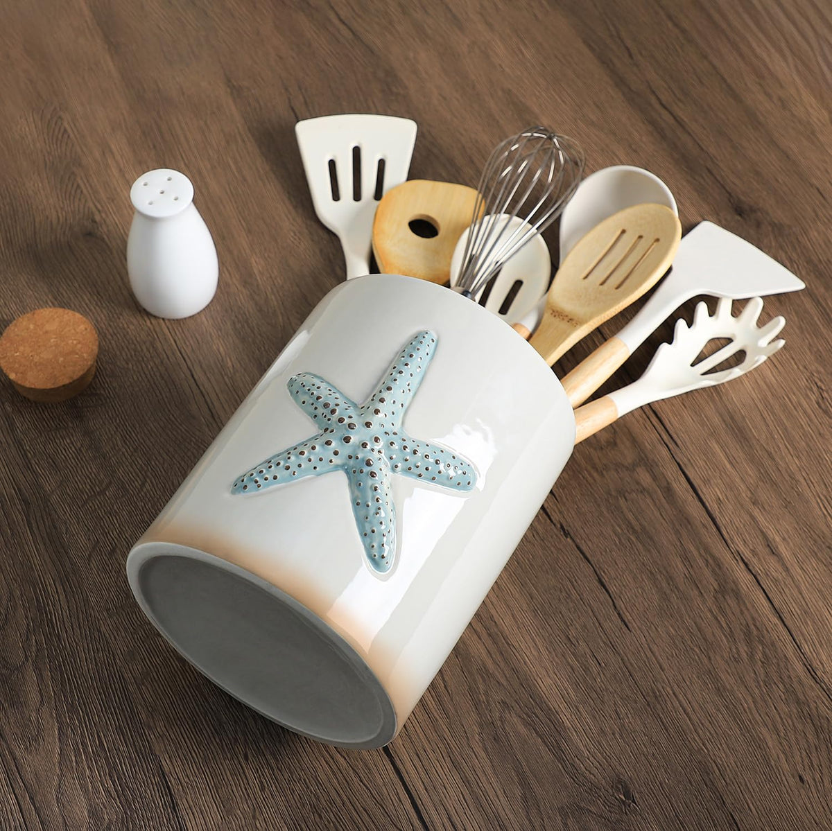 Bicuzat artisan-ceramic starfish display doubles as kitchen decor and storage