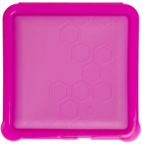Big Bee, Little Bee SoftShell with connected lid prevents lost lids during on-the-go meals.