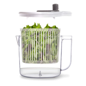 BINO salad spinner capacity 2.6 qt ideal for small batches.