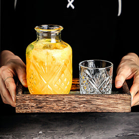 Binsakao clear knitted-pattern design adds subtle elegance