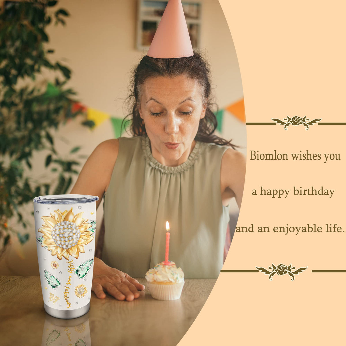 Biomlon tumbler seated in a cup holder, ideal for on‑the‑go use.