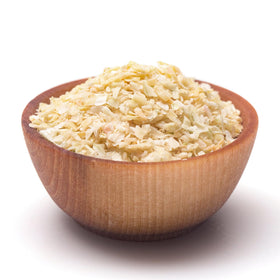 Birch & Meadow chopped onions scoop-dispense for quick flavoring.