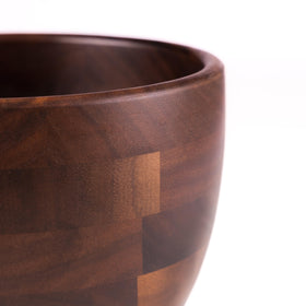 Biscuitique walnut bowl lightweight at 2.2 lb for easy handling.