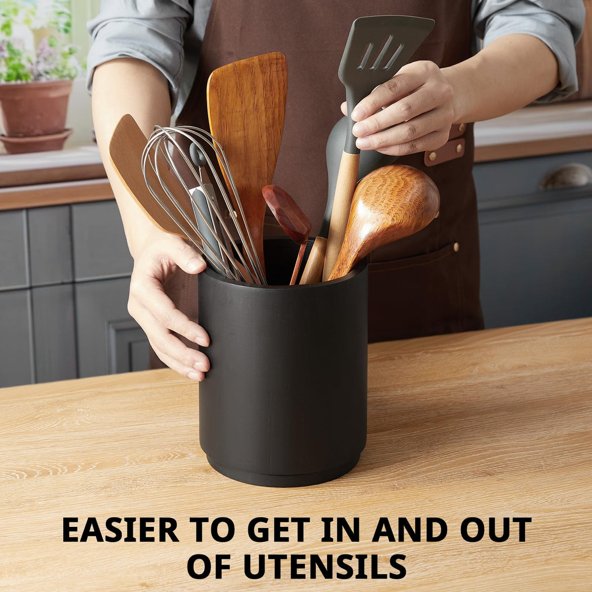 Bivvclaz sturdy weighted base prevents tipping during cooking.