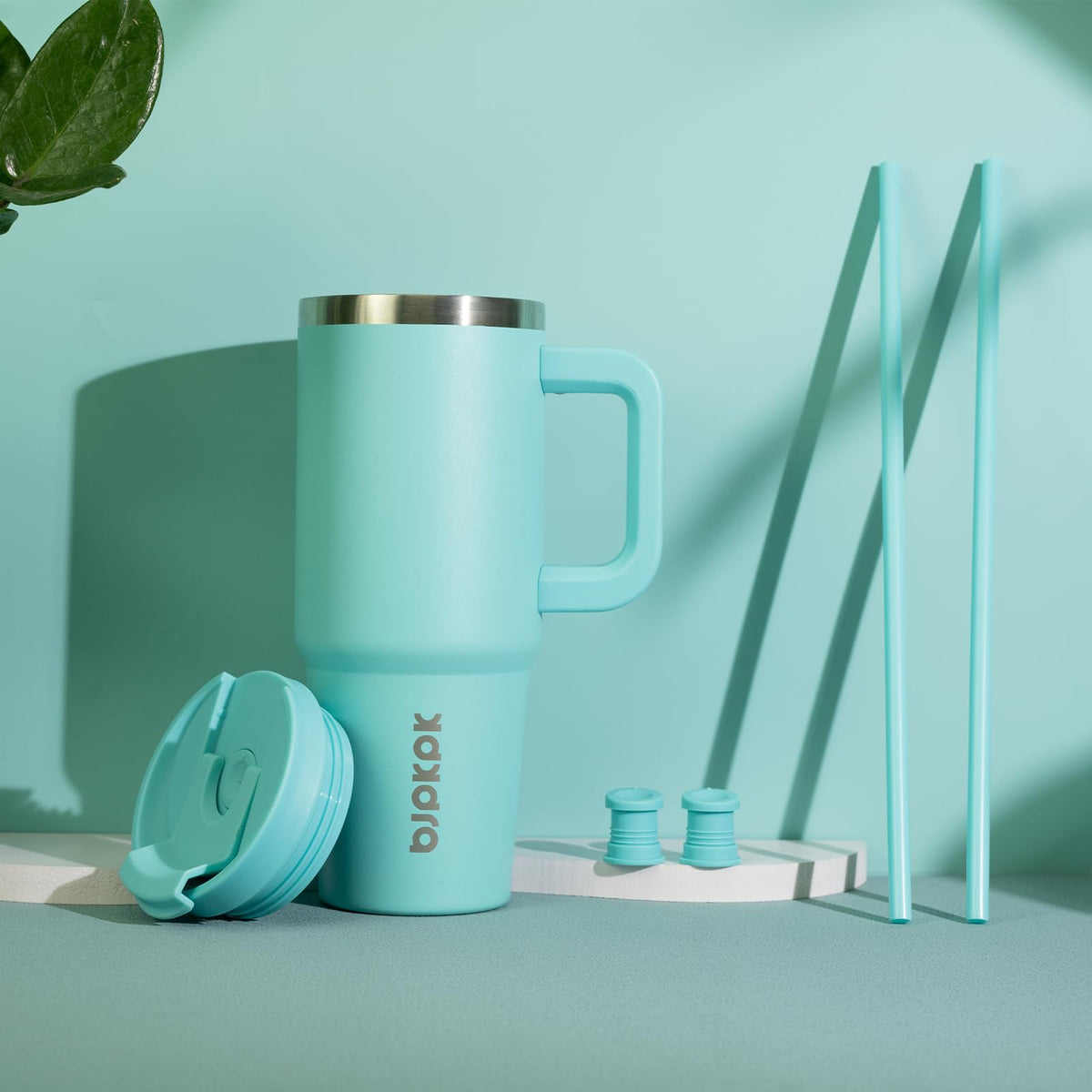 BJPKPK tumbler fits most car cup holders during commutes