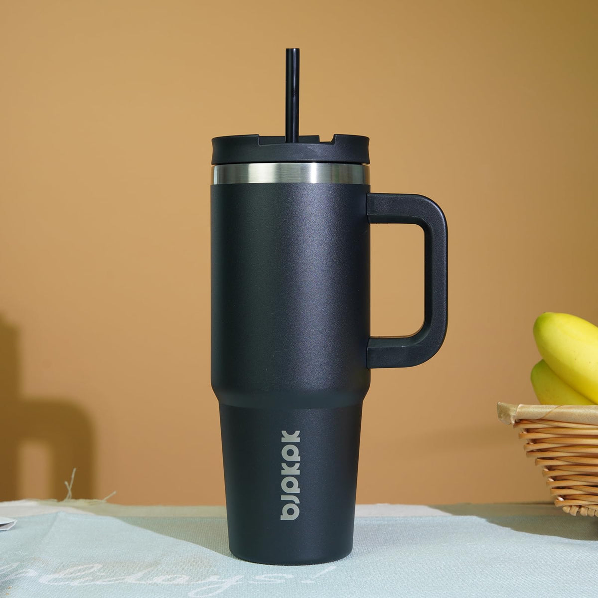 BJPKPK 40 oz tumbler is dishwasher safe for quick cleanup.