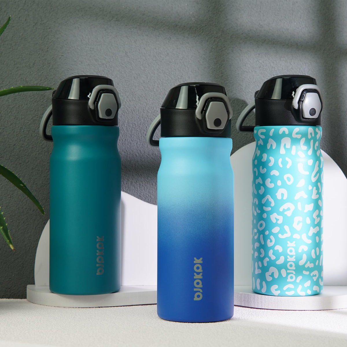 Carry handle on BJPKPK bottle provides comfortable grip for travel and daily use