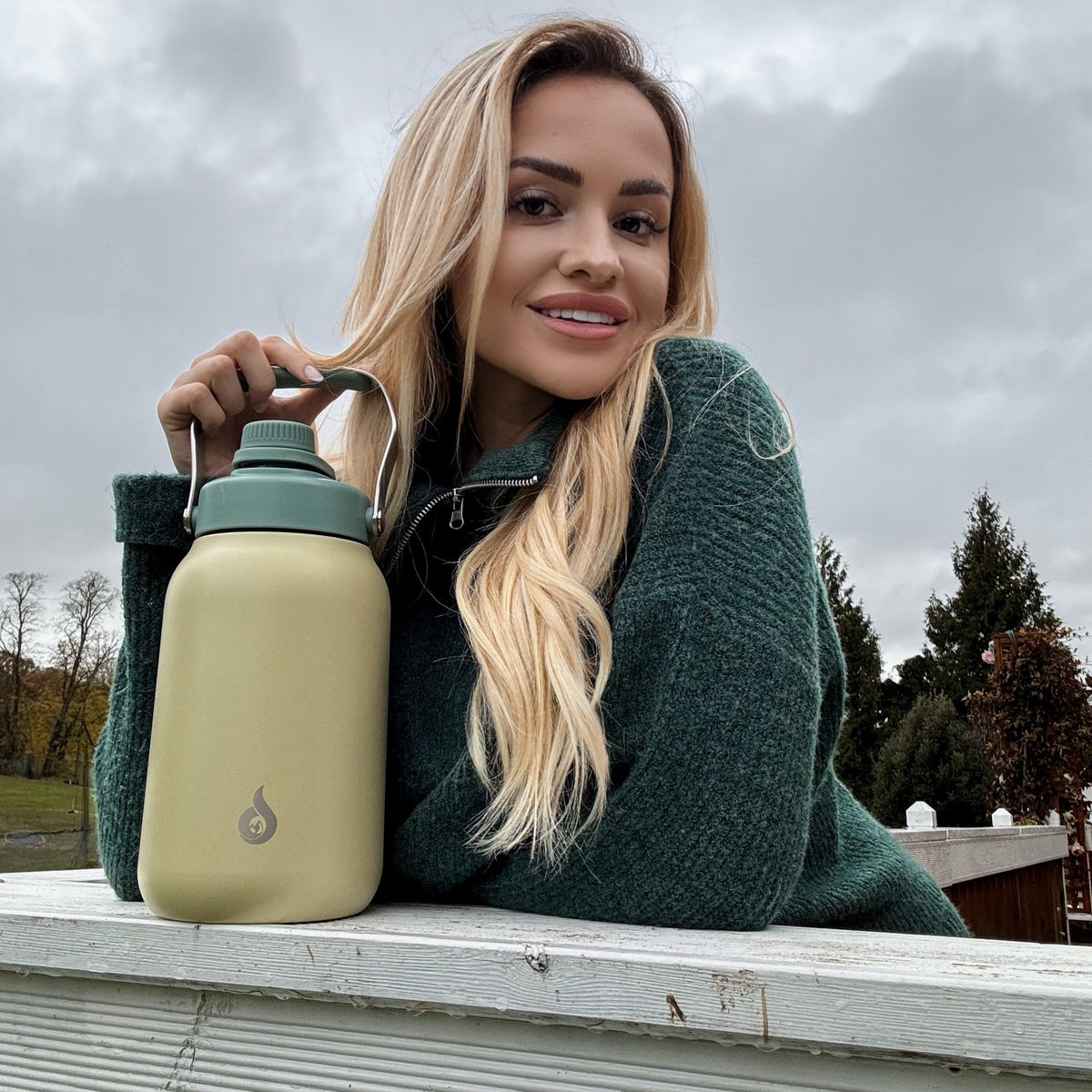 BJPKPK gym bag-ready bottle in black for convenient hydration anywhere