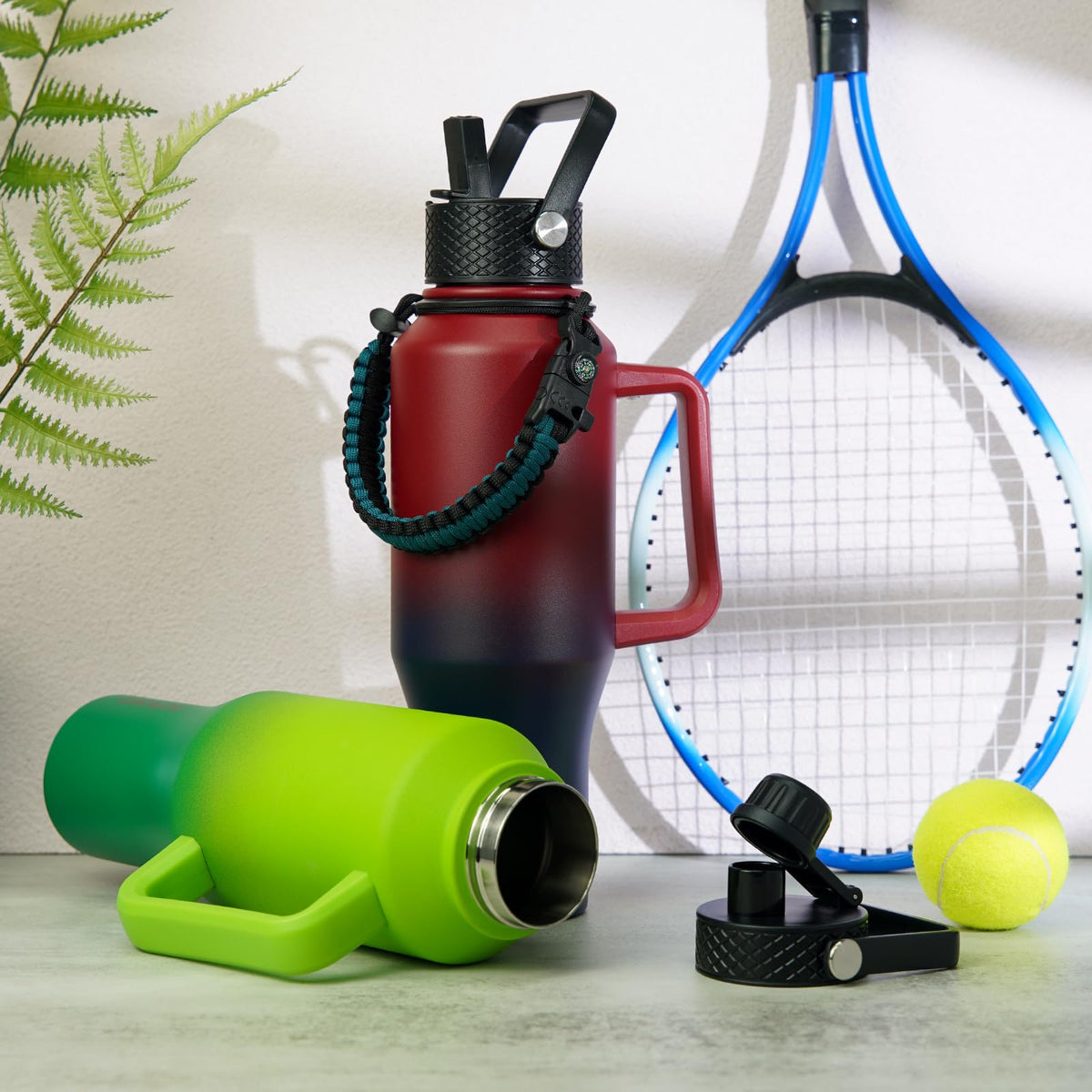 BJPKPK bottle includes straw lid and spout lid for versatile on-demand sipping.