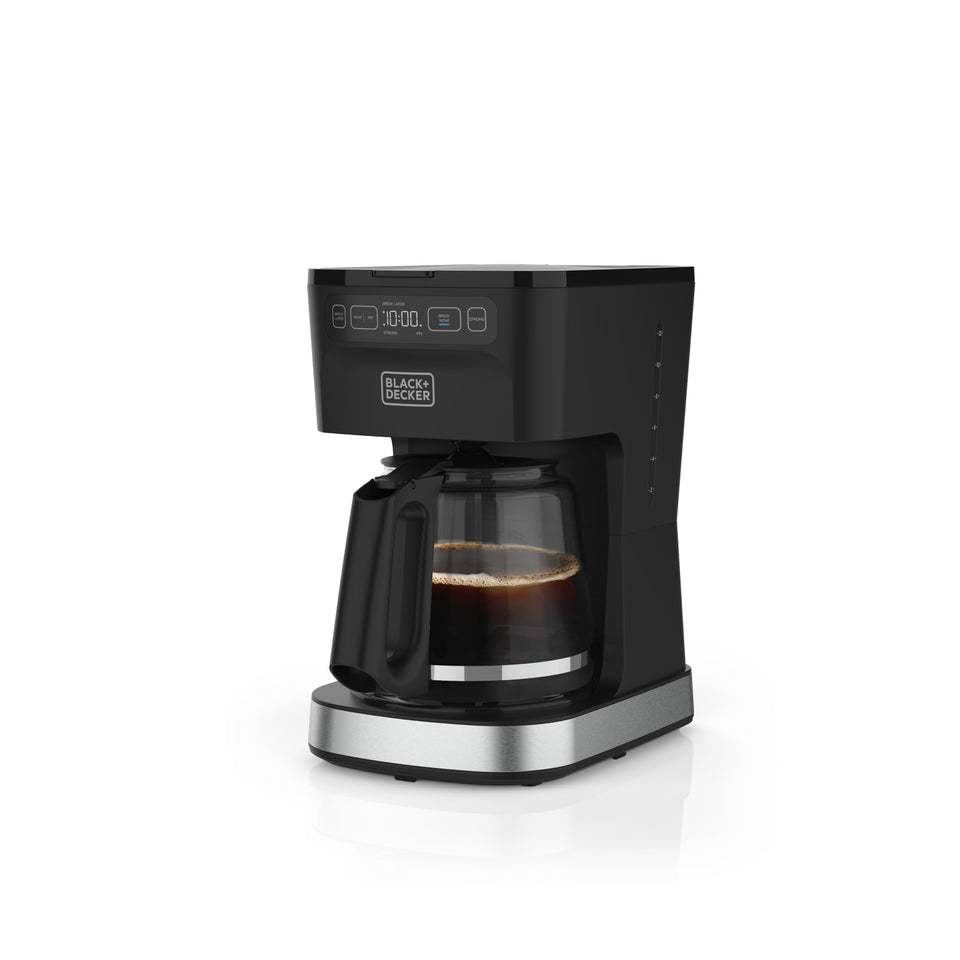 BLACK+DECKER CaféCraft with Vortex Showerhead delivers even saturation for richer flavor.