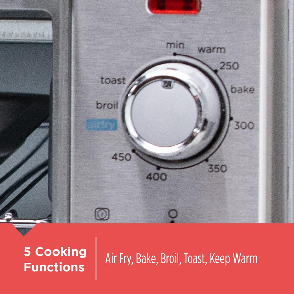Included bake pan with BLACK+DECKER Crisp 'N Bake for versatile cooking.
