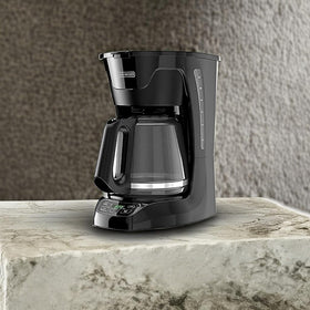BLACK+DECKER CM1110B Removable filter basket for easy cleanup.