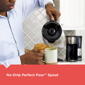 BLACK+DECKER CM2046S fresh brew timer and delay options on display