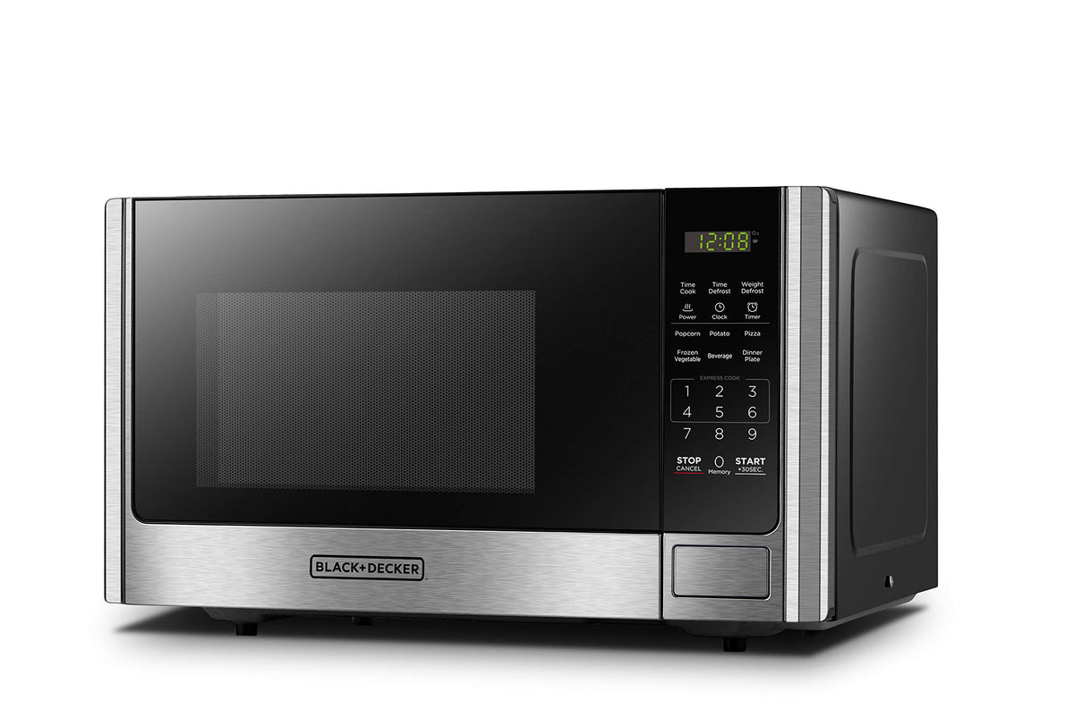 Black+Decker interior space shows roomy 0.9 cu ft for reheating meals
